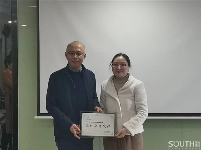 ̫������tyc4633