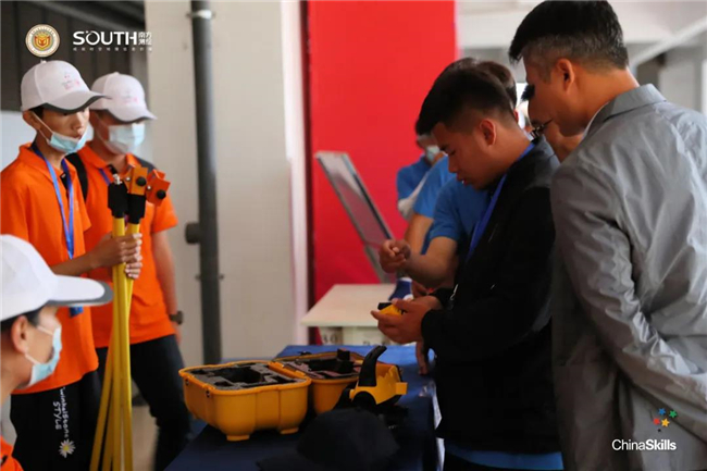 ̫������tyc4633