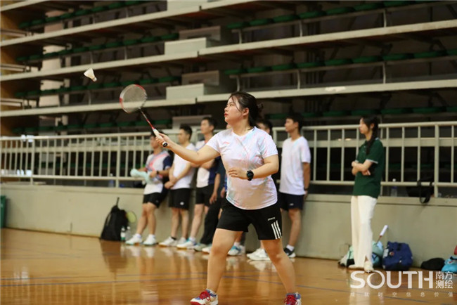 ̫������tyc4633