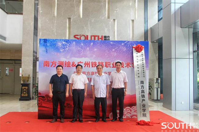 ̫������tyc4633