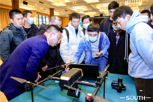 ̫������tyc4633