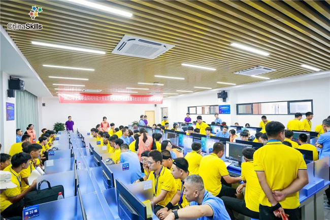 ̫������tyc4633