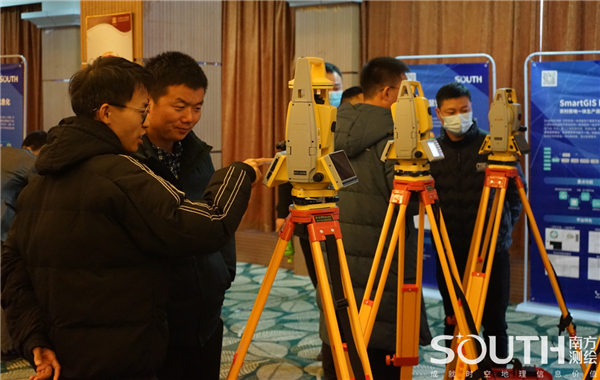 ̫������tyc4633