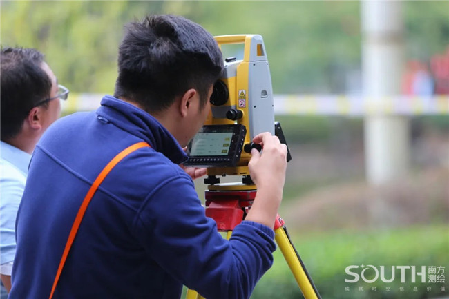 ̫������tyc4633