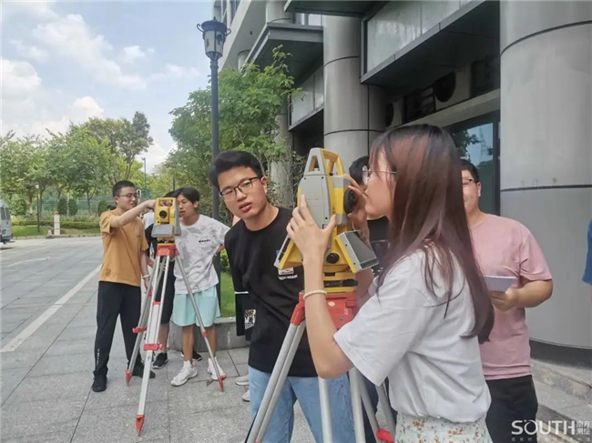 ̫������tyc4633