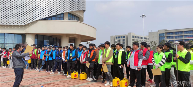 ̫������tyc4633