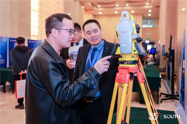 ̫������tyc4633