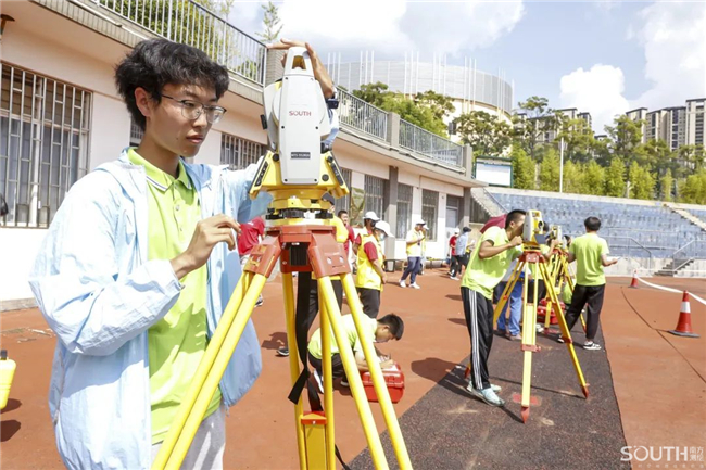 ̫������tyc4633