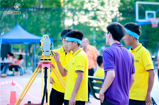 ̫������tyc4633