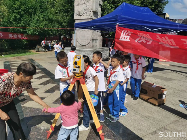 ̫������tyc4633