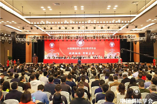 ̫������tyc4633