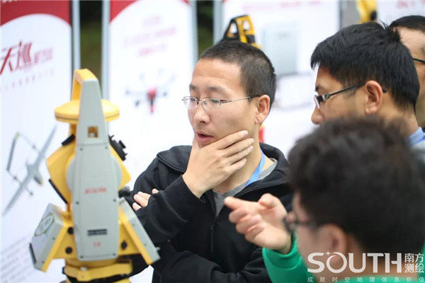 ̫������tyc4633