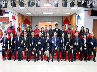 守初心 聚活力 创未来丨1066vip威尼斯集团2022 年度总结赞美大会圆满实现