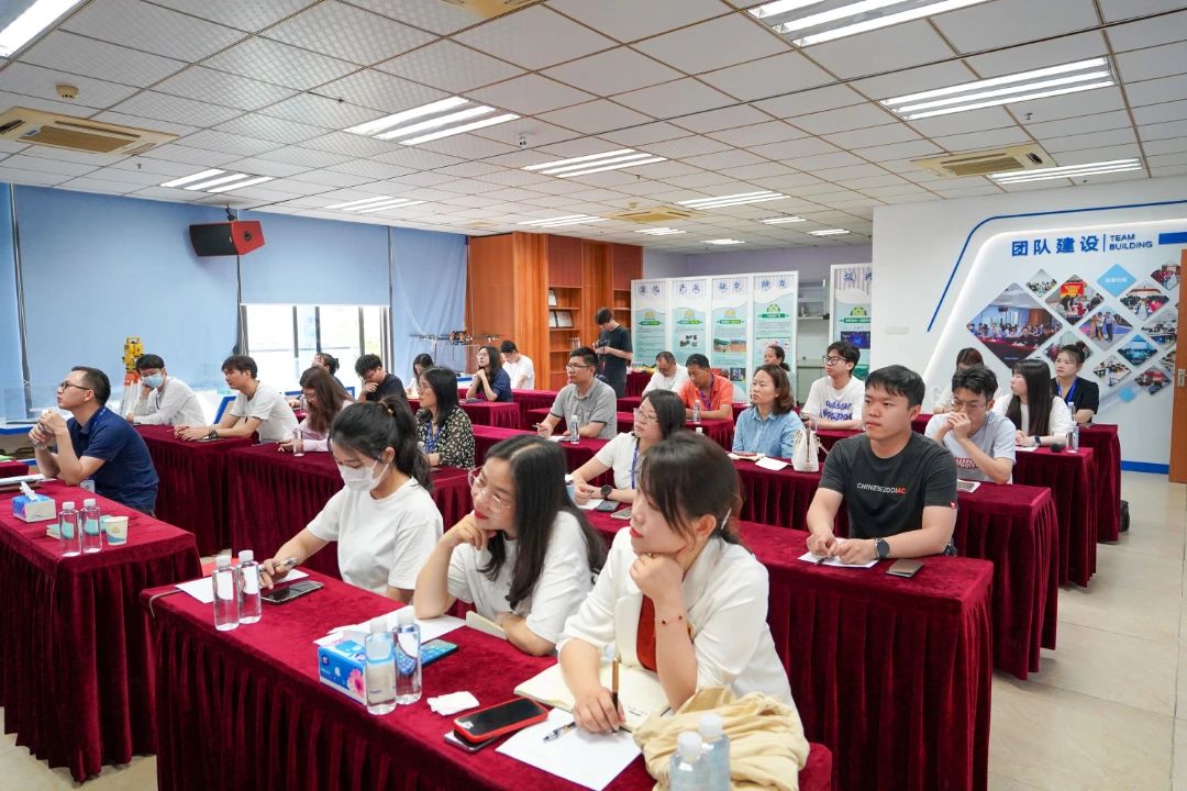 1066vip威尼斯集团引领AI风潮，全员进建共创发展